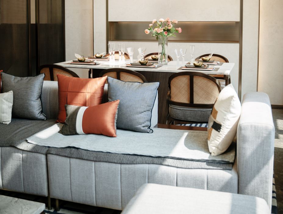 江門市方直瓏湖灣新中式風(fēng)格別墅裝修案例