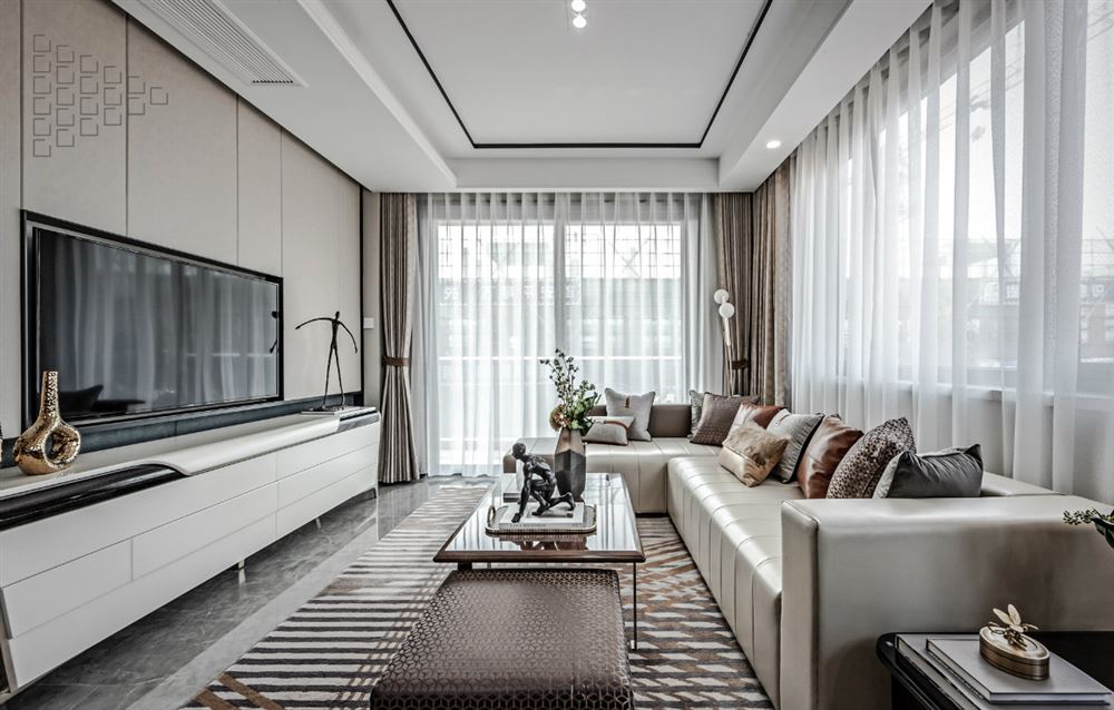 佛山市佛奧灣輕奢風(fēng)格四居室裝修案例