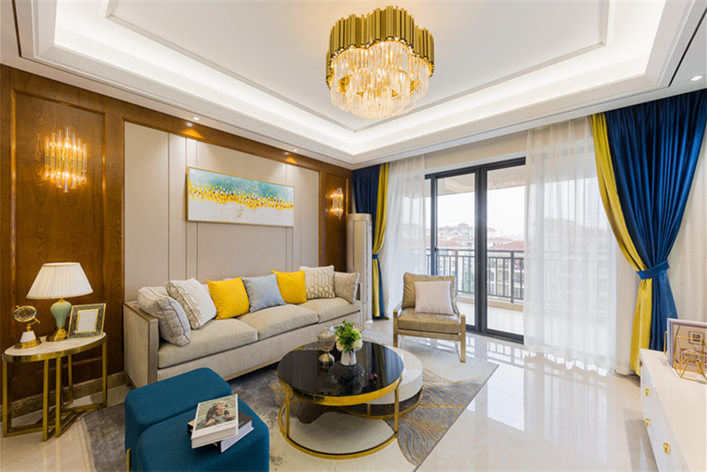 ?？谑斜箭埓髲B輕奢風(fēng)格三居室裝修案例